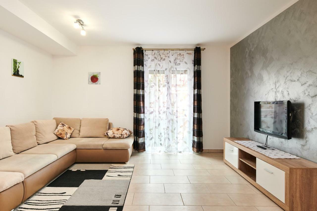 Apartman Leon Umag Luaran gambar